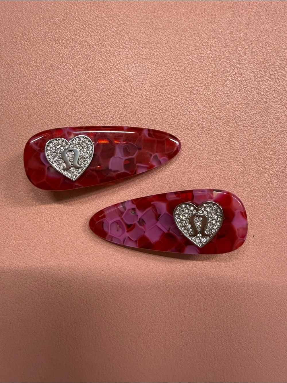 Lululemon Alligator Hair Clip Red Heart
